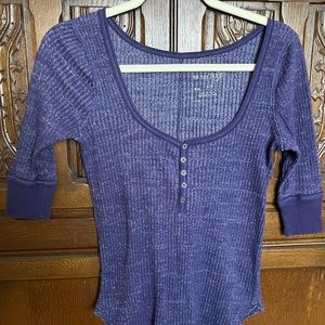 We the Free Thermal top 3/4 sleeves front buttons